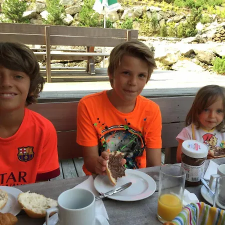 Huettendorf Alpstuga *